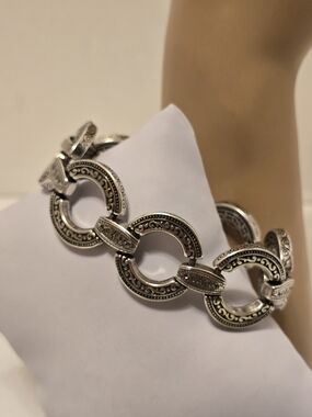 Brighton Central Park Silver Circle  Link Bracelet